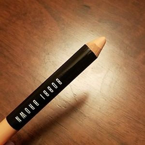 Bobbi Brown retouching face pencil